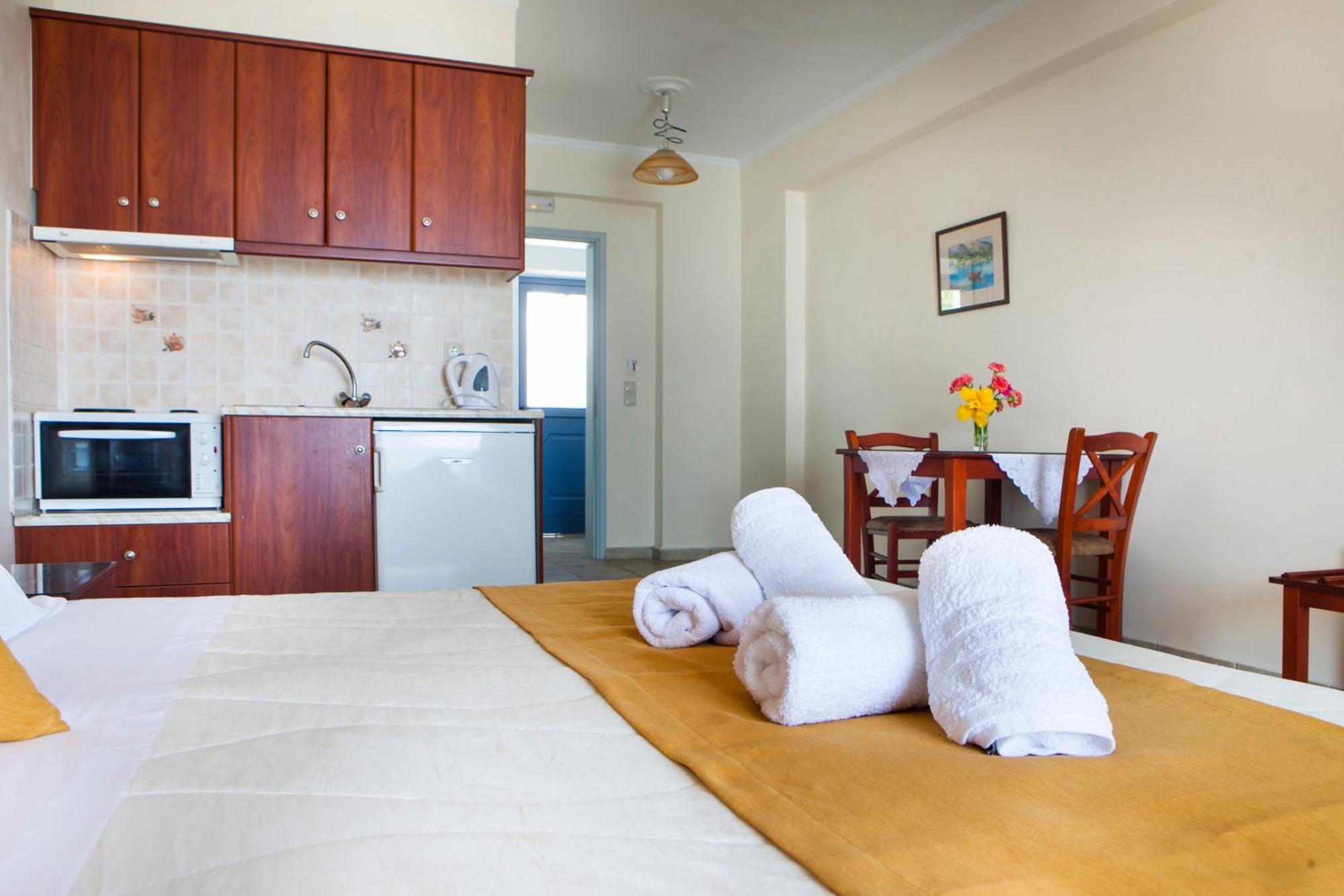 Olive Bay Hotel Agia Efimia Екстер'єр фото