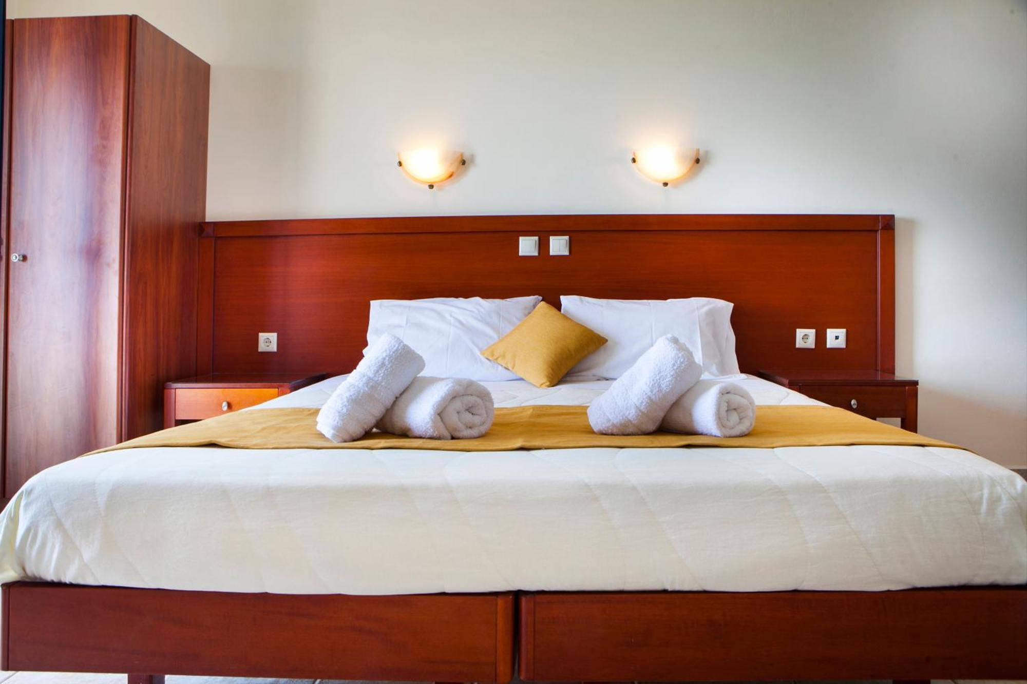 Olive Bay Hotel Agia Efimia Екстер'єр фото