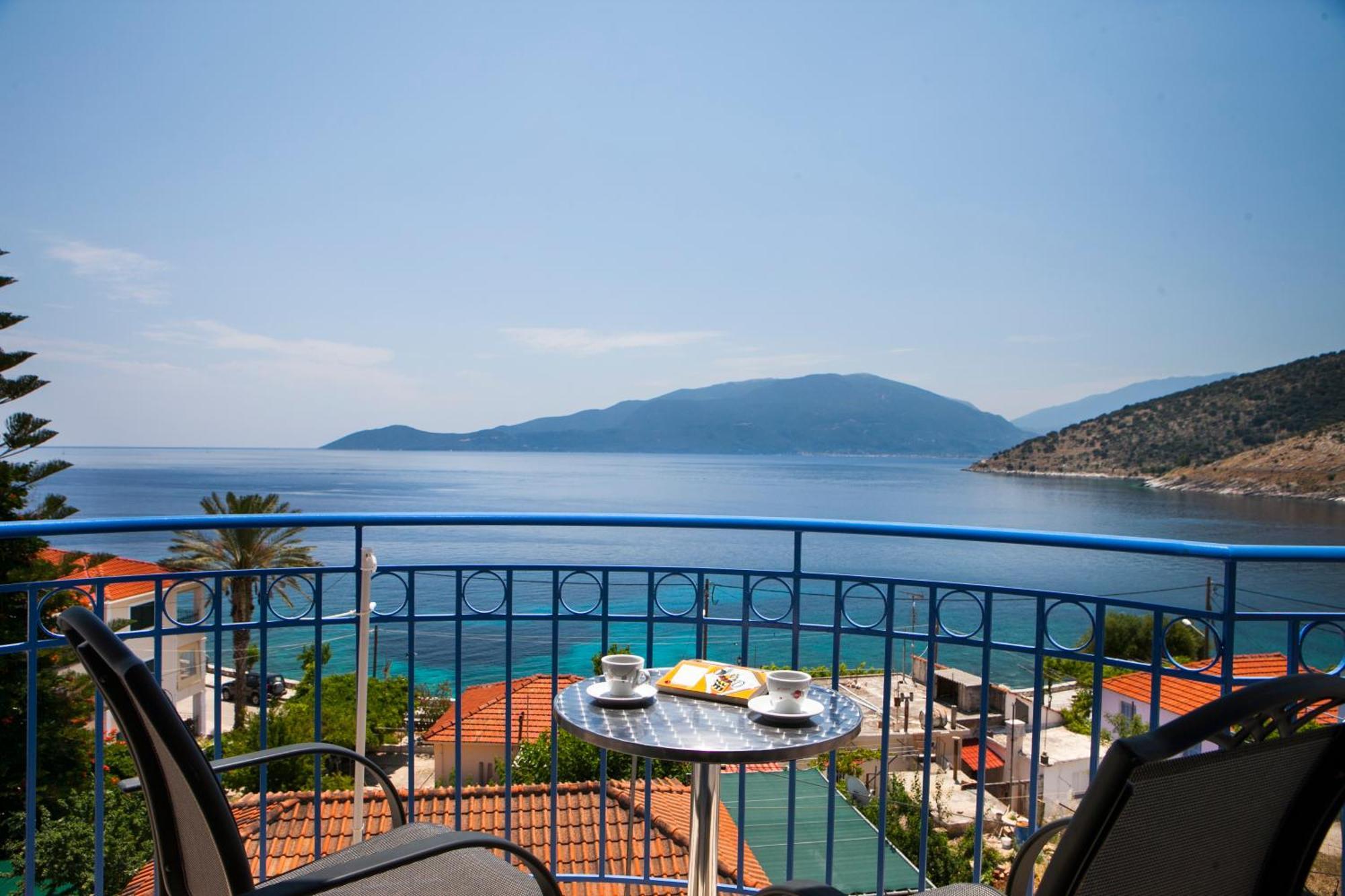 Olive Bay Hotel Agia Efimia Екстер'єр фото